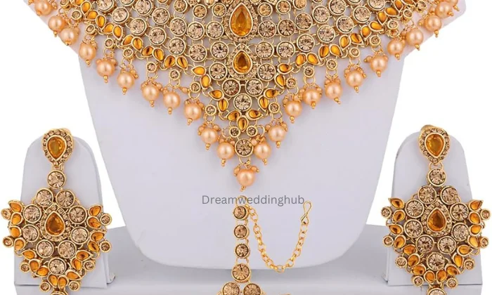 Sahaj by Sangeeta kamboj